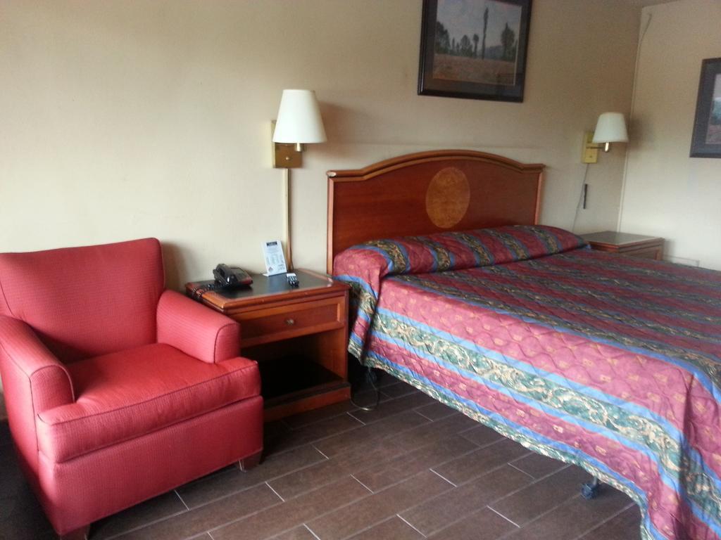 America'S Best Inn & Suites Clarksville קלרקסוויל מראה חיצוני תמונה